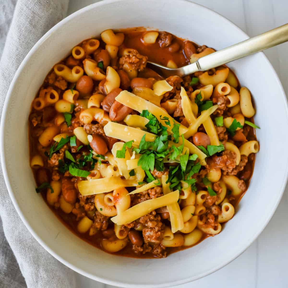 Easy and Healthy Chili Mac - Easy Eats Dietitian