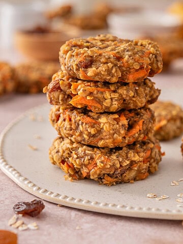 Easy carrot breakfast cookies.